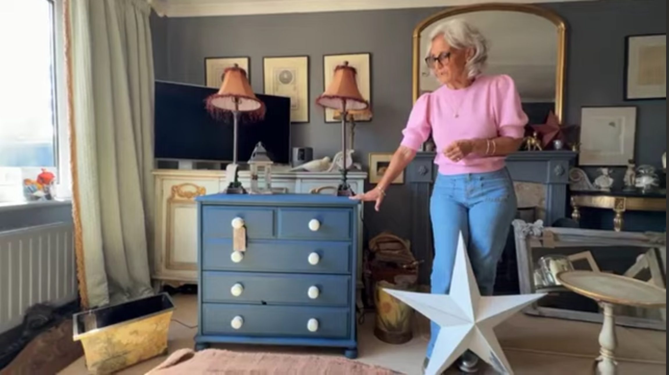 fifi at home